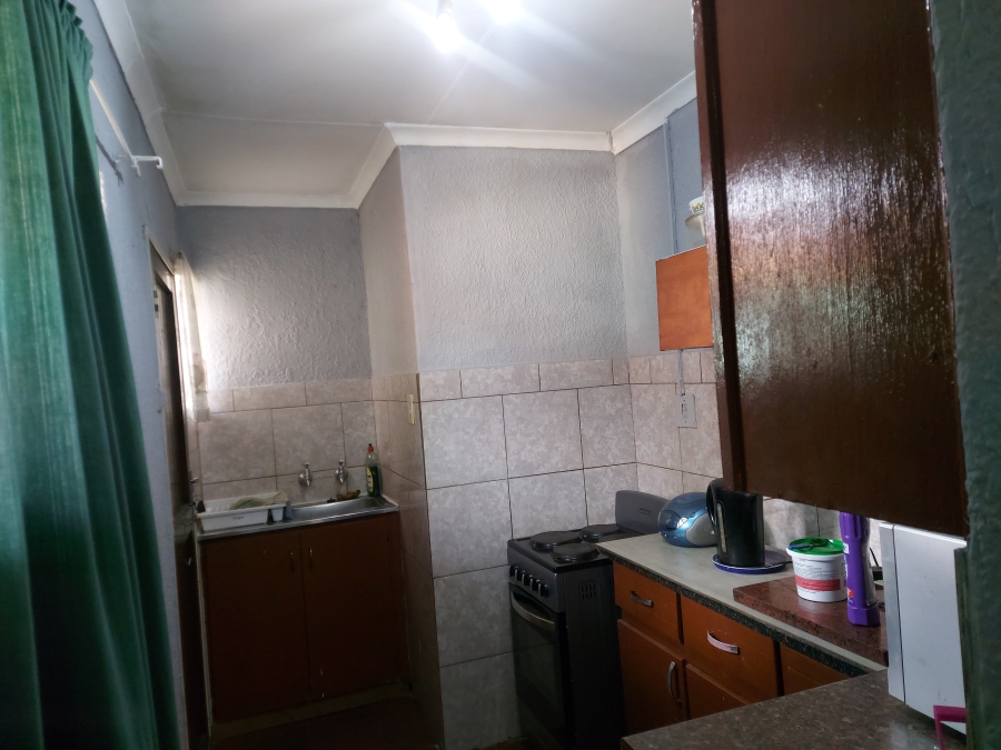 1 Bedroom Property for Sale in Rustenburg Central North West